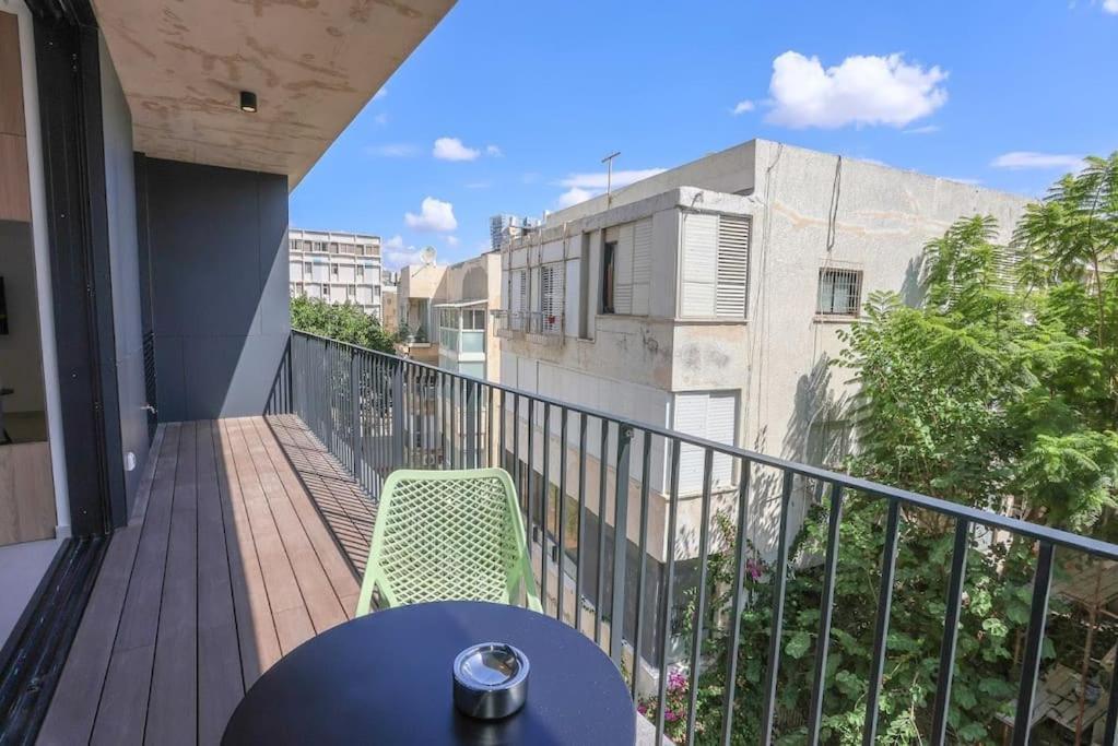 Luxury Flat 212 Căn hộ *